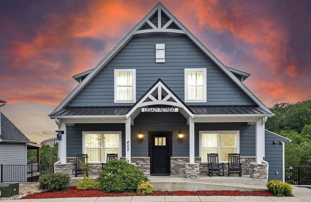 7-Bedroom | Private SPA | Indoor & Outdoor Pool | Game Room | 2min Drive to Lake