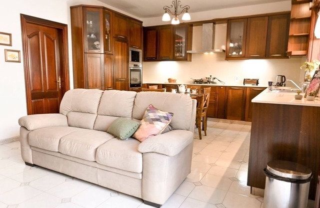 7 MEDITERRANEA VILLA