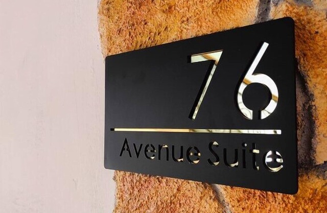 76 Avenue Suite 1 BedRoom - *Near city center*