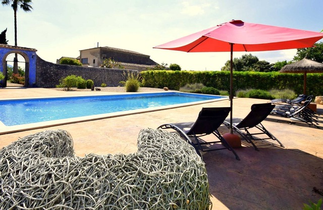 785884 Historic Finca Son Costa