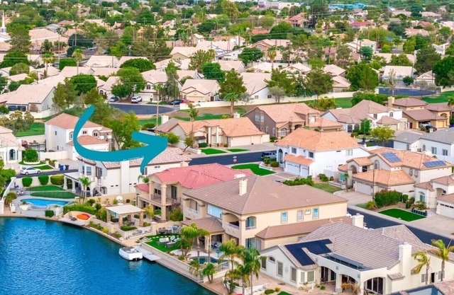 7th Heaven Luxury Lakes 5 Bed