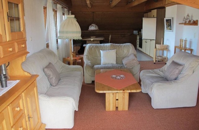 90qm große Ferienwohnung für 4 bis 6 Personen mit Sonnenterrasse