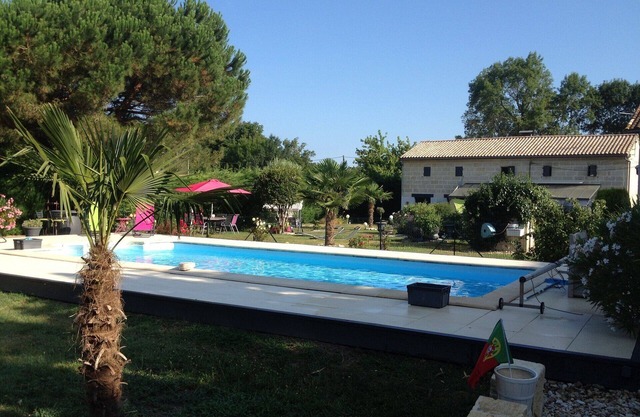 A BEAUTIFUL PEACE AT THE DOORS OF SAINT EMILION !