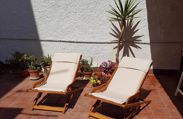 "A cà cua curte". Characteristic house with large courtyard. renovated