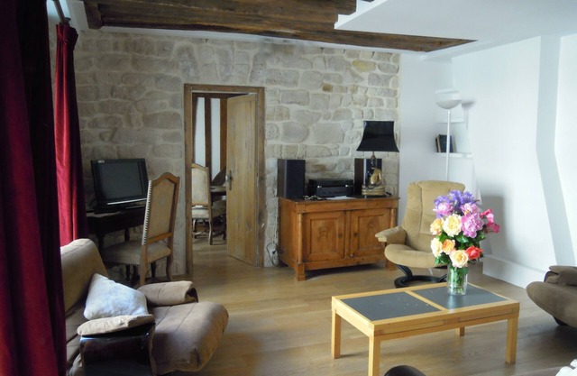 A Charming XVII° Century Appartment at St Germain Des Pres