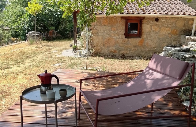 A cocoon in the heart of the Causses to recharge your batteries in the midst of nature.