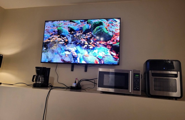 A double-bed bedroom for rent