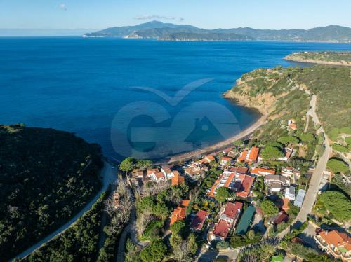 A Due Passi dal Mare - Goelba