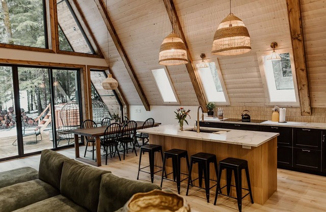 A-Frame Escape in the Woods Hot Tub Family Friendly
