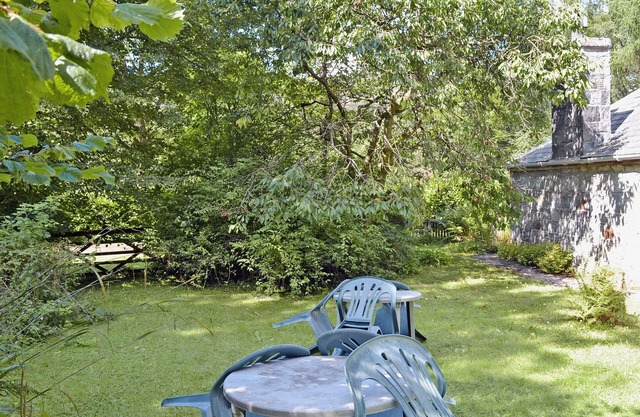 A rural, detached cottage within the historic grounds of the Bargaly Estate.