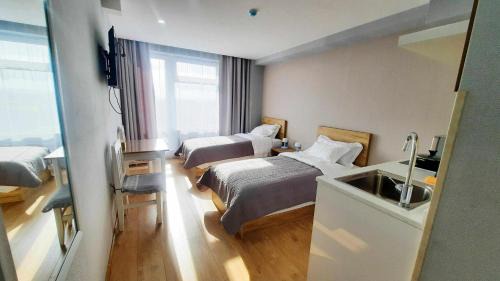 A M Guest House