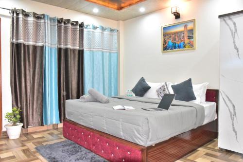 A Mountains Suffer Hotel Kasauli