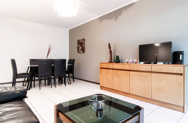A perfect downtown retreat (CITY ESCAPE)