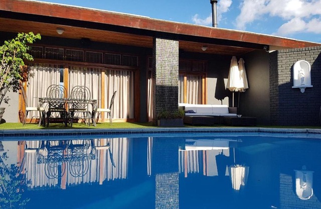 A' Queenslin Guesthouse