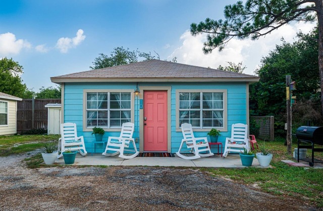 A Salty Texan - Sun Harbor Cottage 10 | Pool, Pier