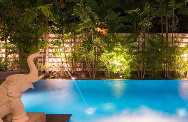 A Specious 3 Bedroom Pool Access Villa