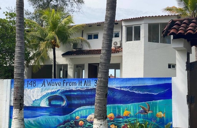 A Wave from it all 3 " Best value and view of the ocean !
