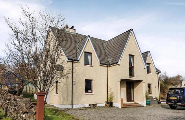 A welcoming family home, high above Tobermory, on the magical Isle of Mull.