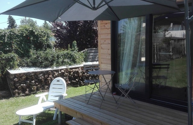 A wooden chalet in the heart of purple Perigord