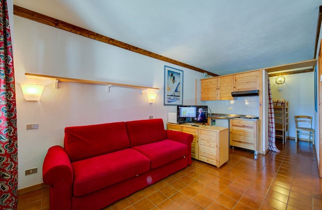 Abeti A2-02 few min from ski, Sestriere (Grange Sises), Italy