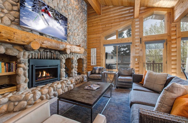 Abode at Black Bear #431 | Steps to the Mountains | Private Main Street Shuttle