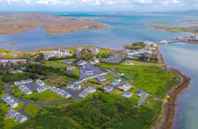 Achill Sound HV No 9 by Interhome