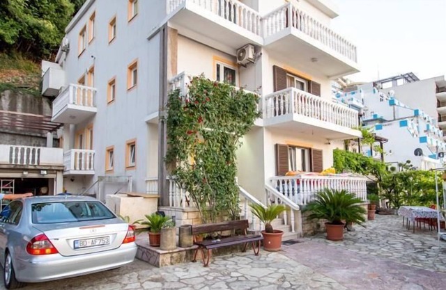 ACIKA apartments Rafailovici
