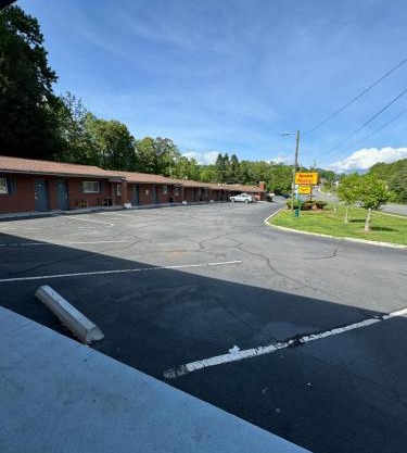 Acorn Motel