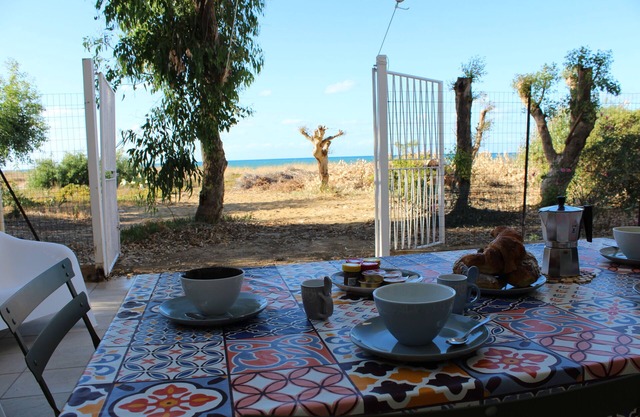 Acquamarina House on the beach