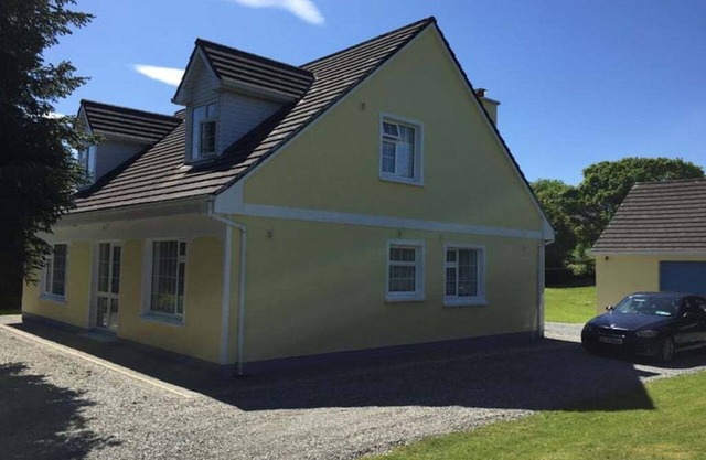 ACTIVITY HOLIDAY ROOMS FOR GIRLS CYCLING AND MORE