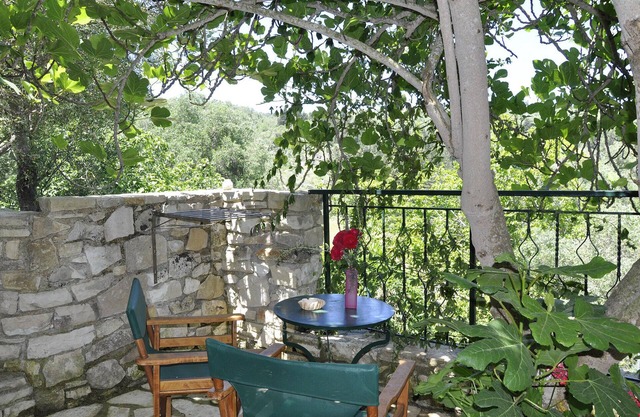 Adamantia Double Room A3 /2 guests