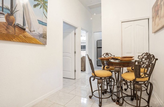 Adorable private studio