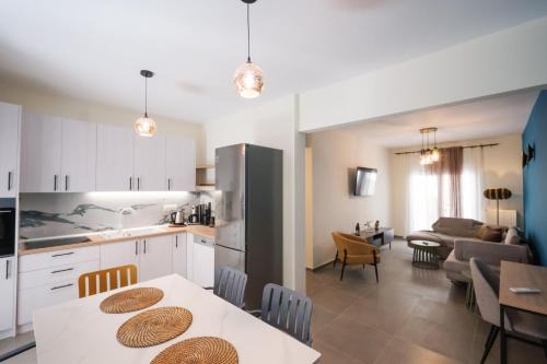 Aegean Nest I Seaside 3 bedroom Apartment in Alexandroupolis