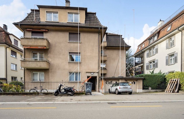 Affordable, Central, Cozy Zurich Flat