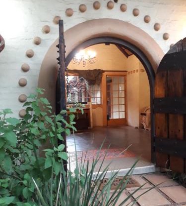 African Silhouette Guesthouse