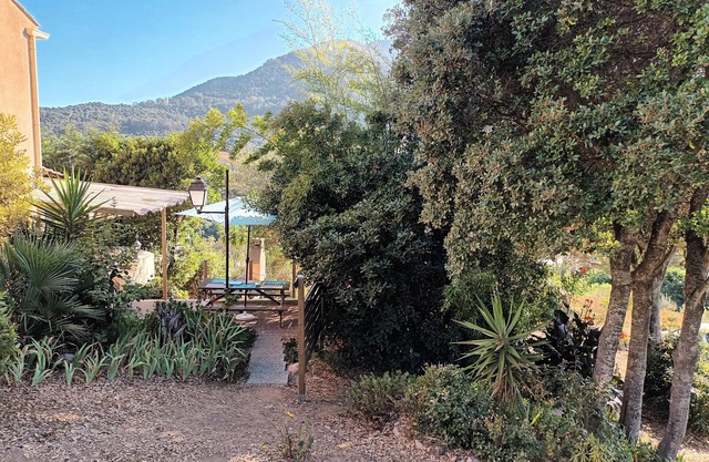 Agréable T3 Meublé, Arboré Avec Jardin Privatif Proche Ajaccio