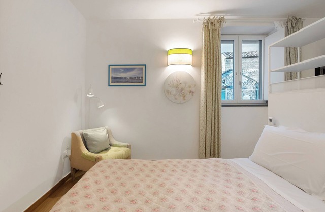 Agriturismo 'Delizioso In Natura' with Mountain View, Wi-Fi and Air Conditioning