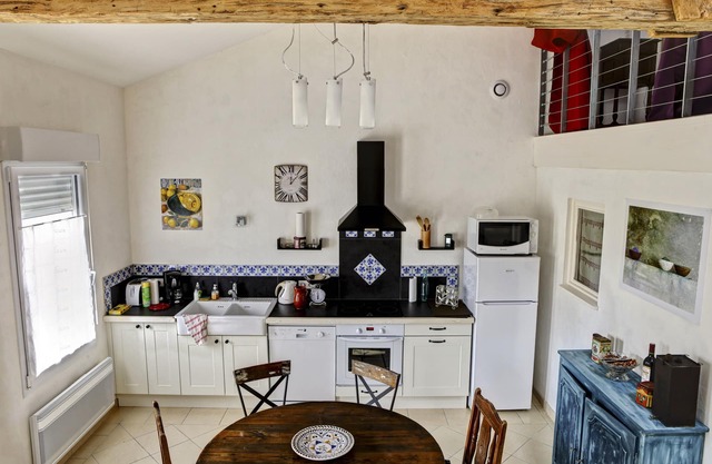 Aimeluc cottage near Saint Emilion