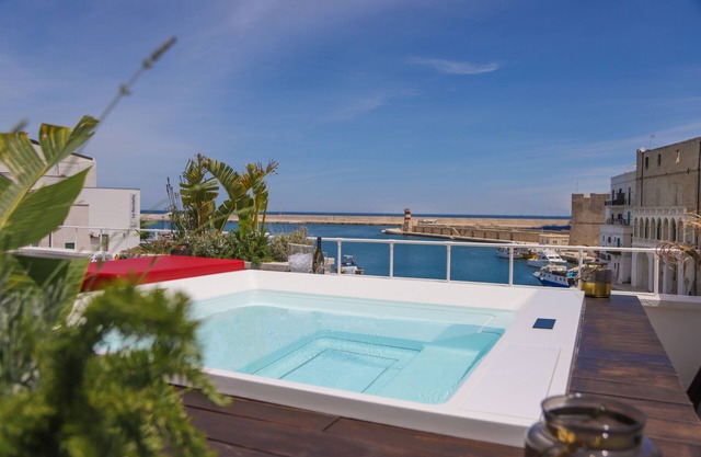 Al Console Luxury Suite