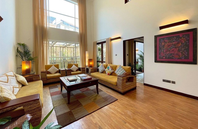 Alaya @ Calypso - 6,000 Sq Ft Luxe Duplex - Stunning Stays for Groups & Families