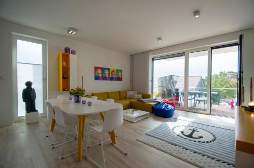 Albert-INN-Glowe - barrierefrei & 3 Schlafzimmer & Coworking & Strandkorb-saisonal & Sauna im Haus & Fahrräder