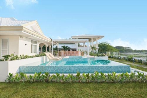 Alesea Tammocalao La Union Beachfront Villa - Jacuzzi, Two Pools