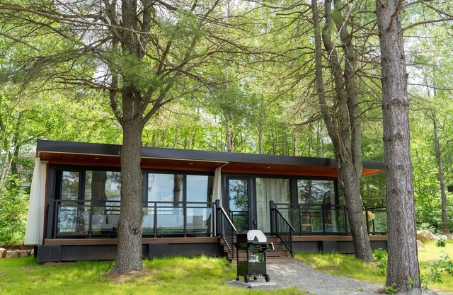 Algonquin's Edge Resort | Waterview 2