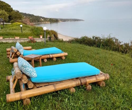 ALKEA beachfront apartment Moles Kalives Halkidiki