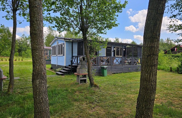 All-season cottage - blue