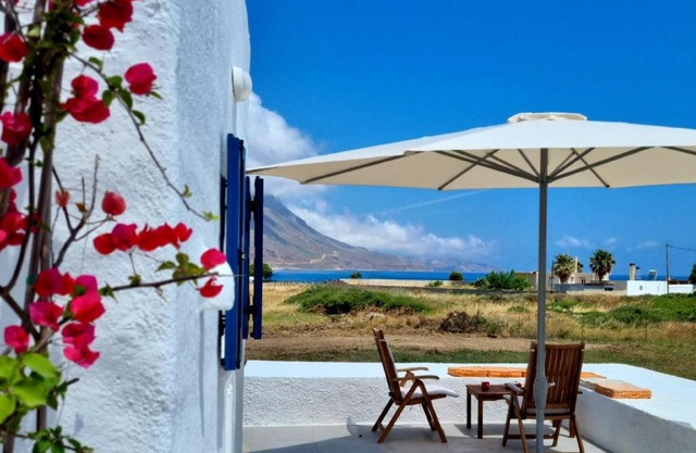 All Season Lovely Seafront Cottage