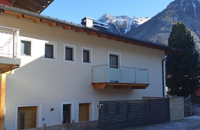 Allergy-free Apartment in Oberkrimml near Waterfalls