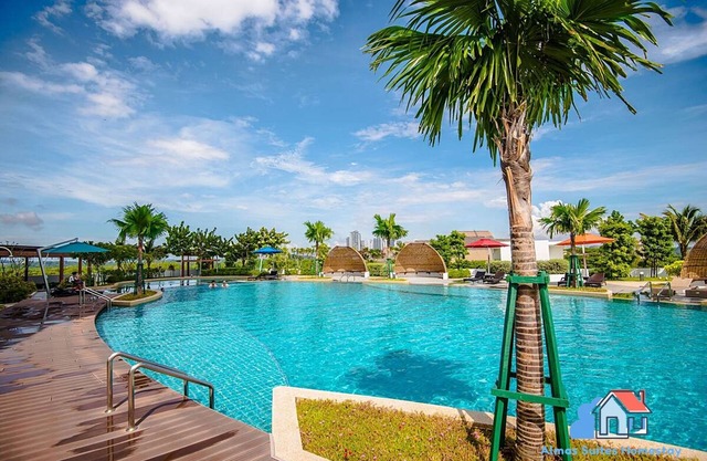 Almas Suites Puteri Harbour