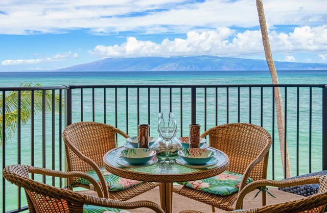 Aloha, Kai, Paradise Oceanfront Kahana Reef Condo with Mesmerizing Views