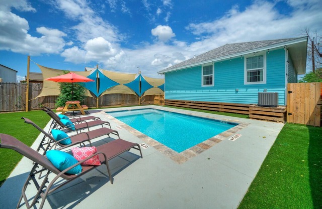 Aloha Ohana by AvantStay | Private Pool Near Beach
